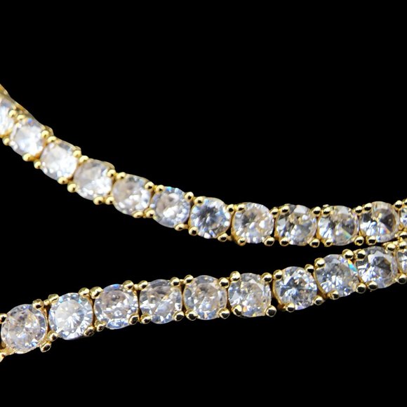 NEW Women’s Cubic Zirconia 18k Gold-Plated Stainless-Steel Necklace 132 CZ Stone - Picture 6 of 9